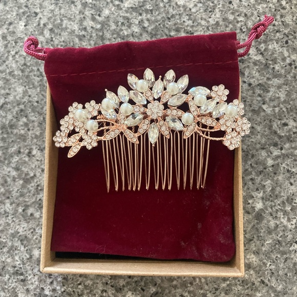 Rose Gold Rhinestone Hair Pin - Picture 3 of 3